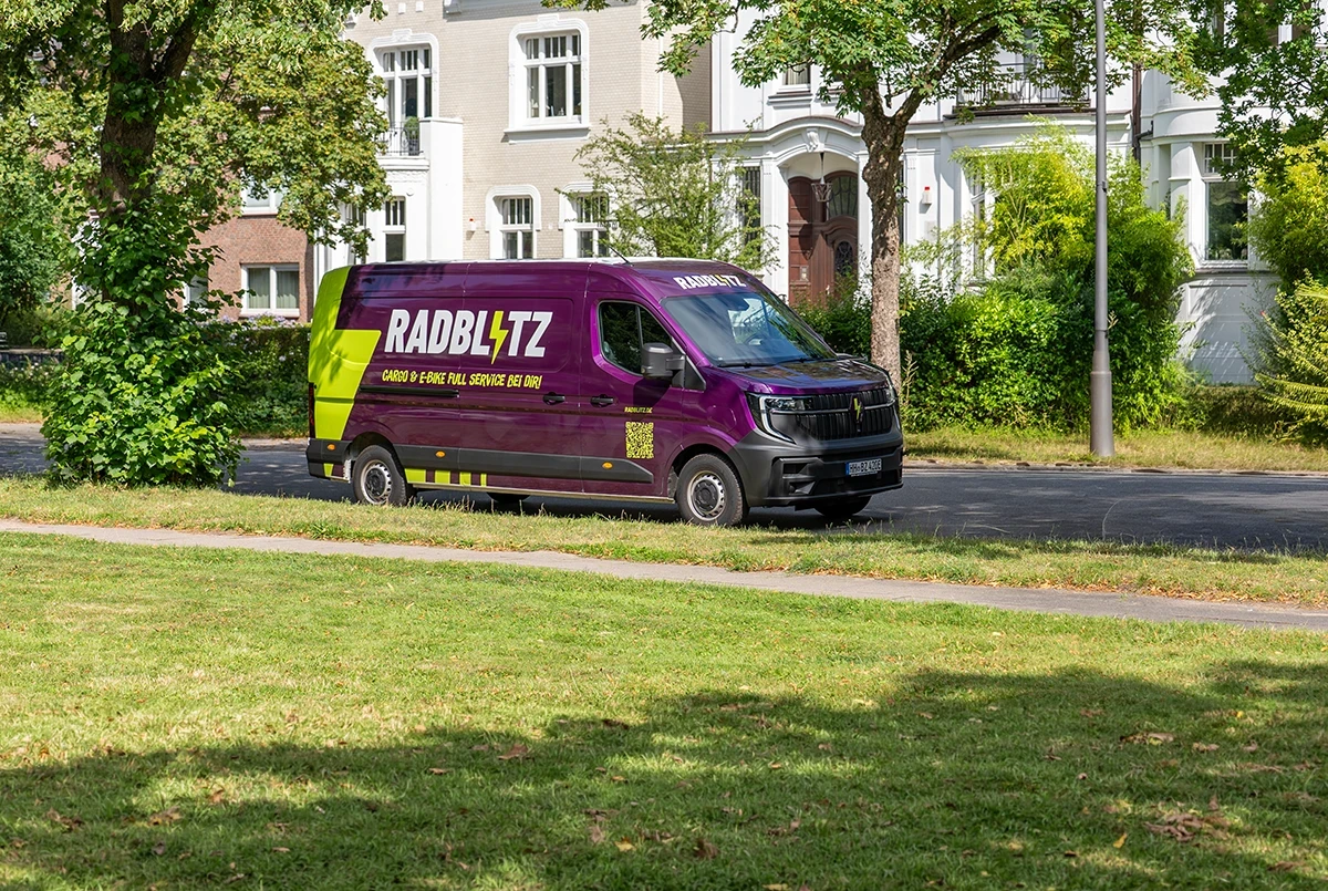 Mobiler Radblitz Service-Transporter für E-Bike und Lastenrad Reparaturen in Hamburg-Eppendorf