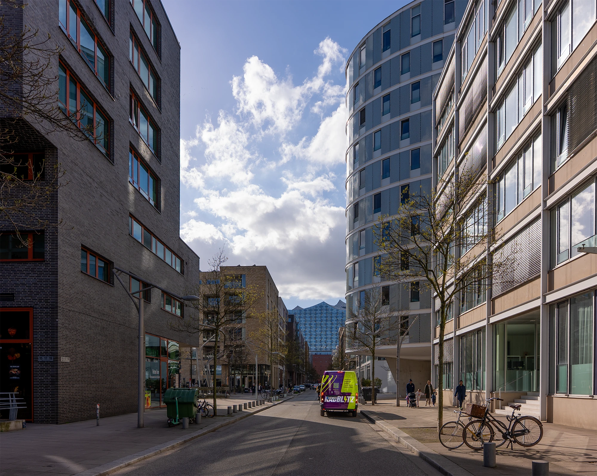 Mobiler Radblitz Service-Transporter für E-Bike und Lastenrad Reparaturen in Hamburg-HafenCity