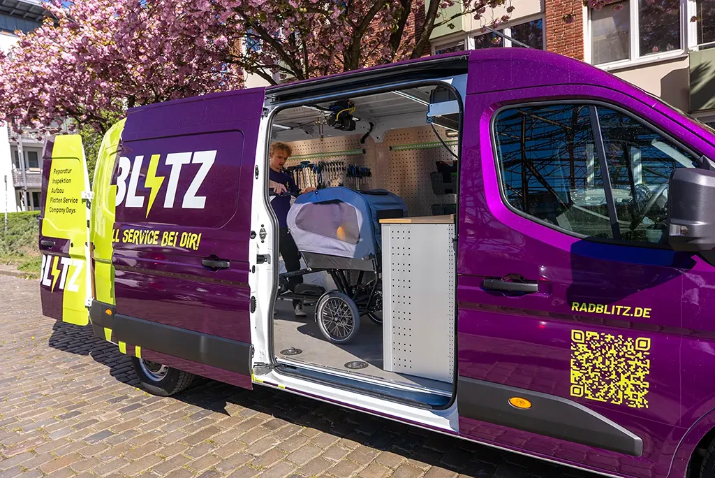 Radblitz Mobile Fahrradwerkstatt Transporter